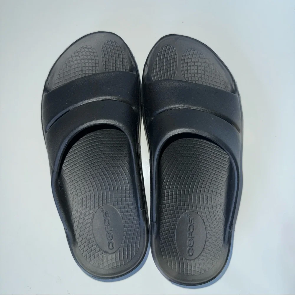Oofos Ooahh Sandal Slide Recovery Footware Unisex Black Men's 5 Women's 7 EU 38 - Picture 3 of 4